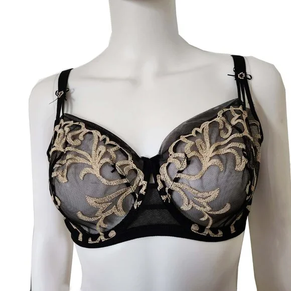Vintage Felina Lace Embroidered Bra